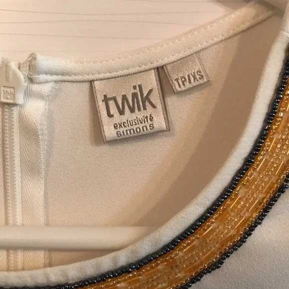 Shirt - Picture 2 of 2